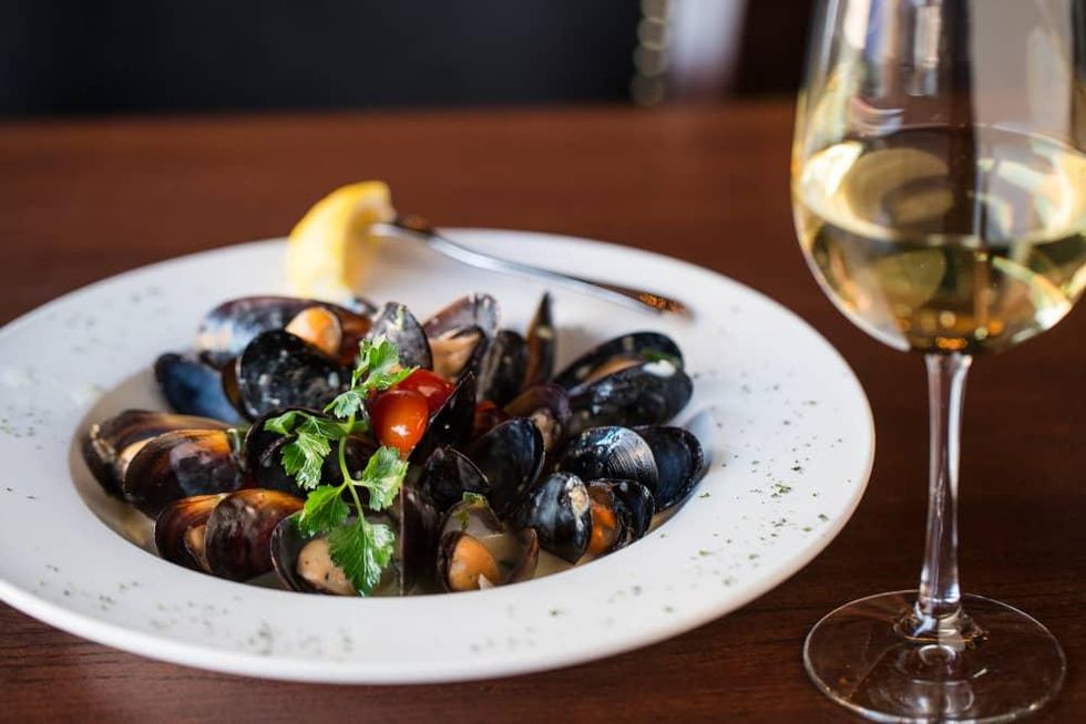 Bacaro Kitchen & Wine Bar mussels