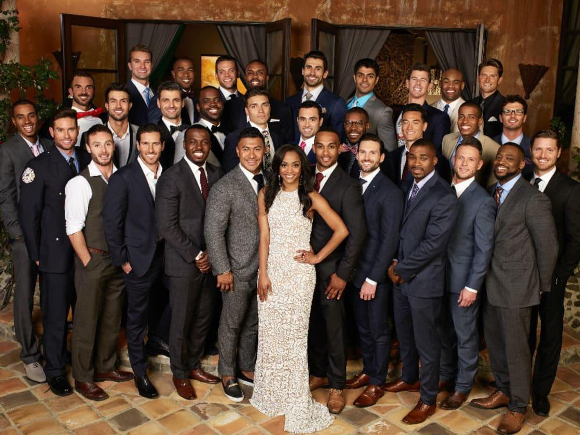 Bachelorette Rachel Lindsay with her suitors