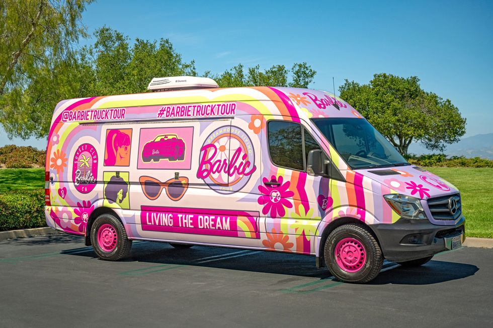 Barbie Truck Dreamhouse Living Tour