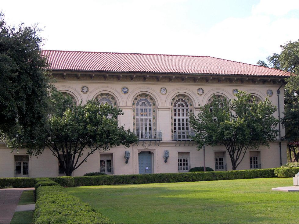 Battle Hall on UT campus