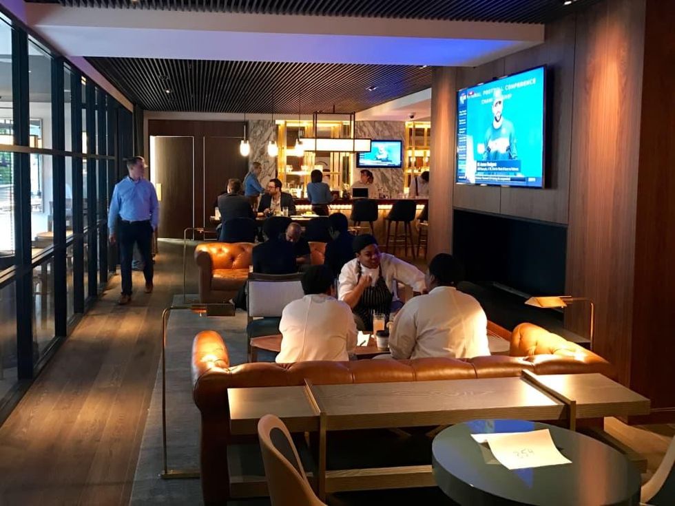 Bayou & Bottle interior