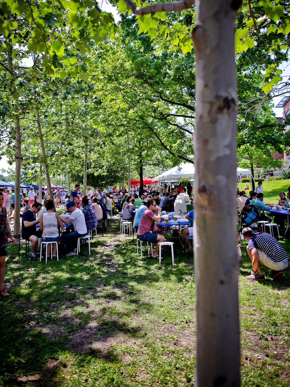 Bayou Buddies Bash April 2013 crowd venue