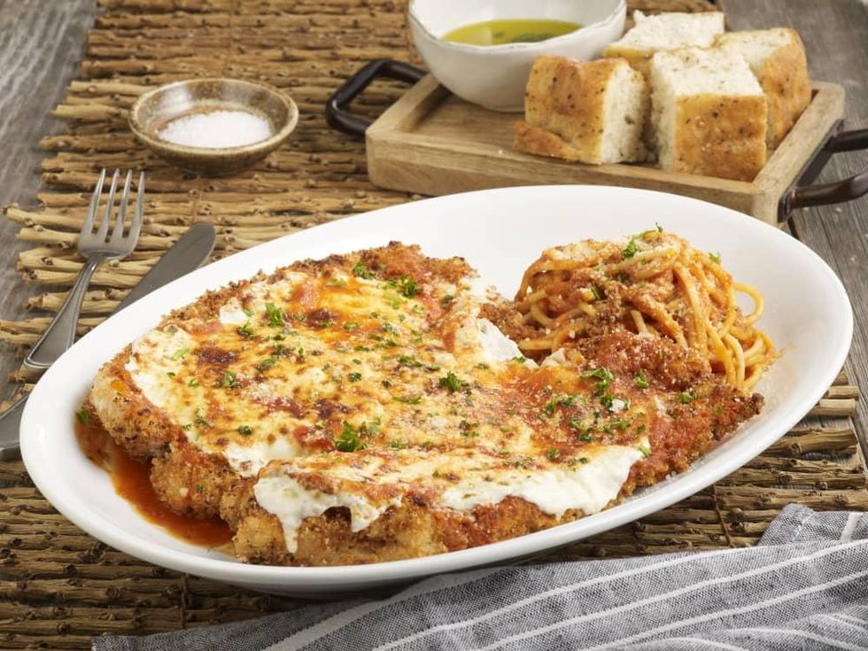 BB Italia chicken parmigiana