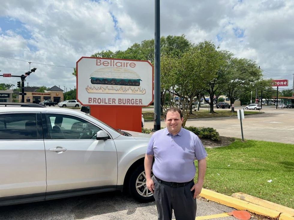 Bellaire Broiler Burger Jason Scheinthal