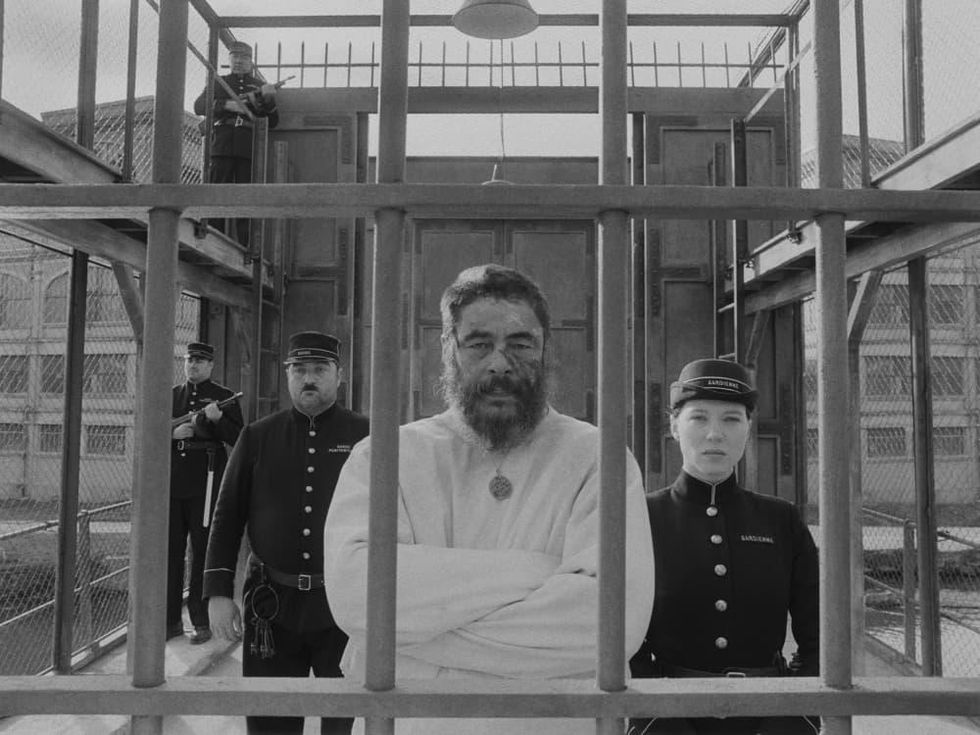 Benicio Del Toro and L\u00e9a Seydoux in The French Dispatch