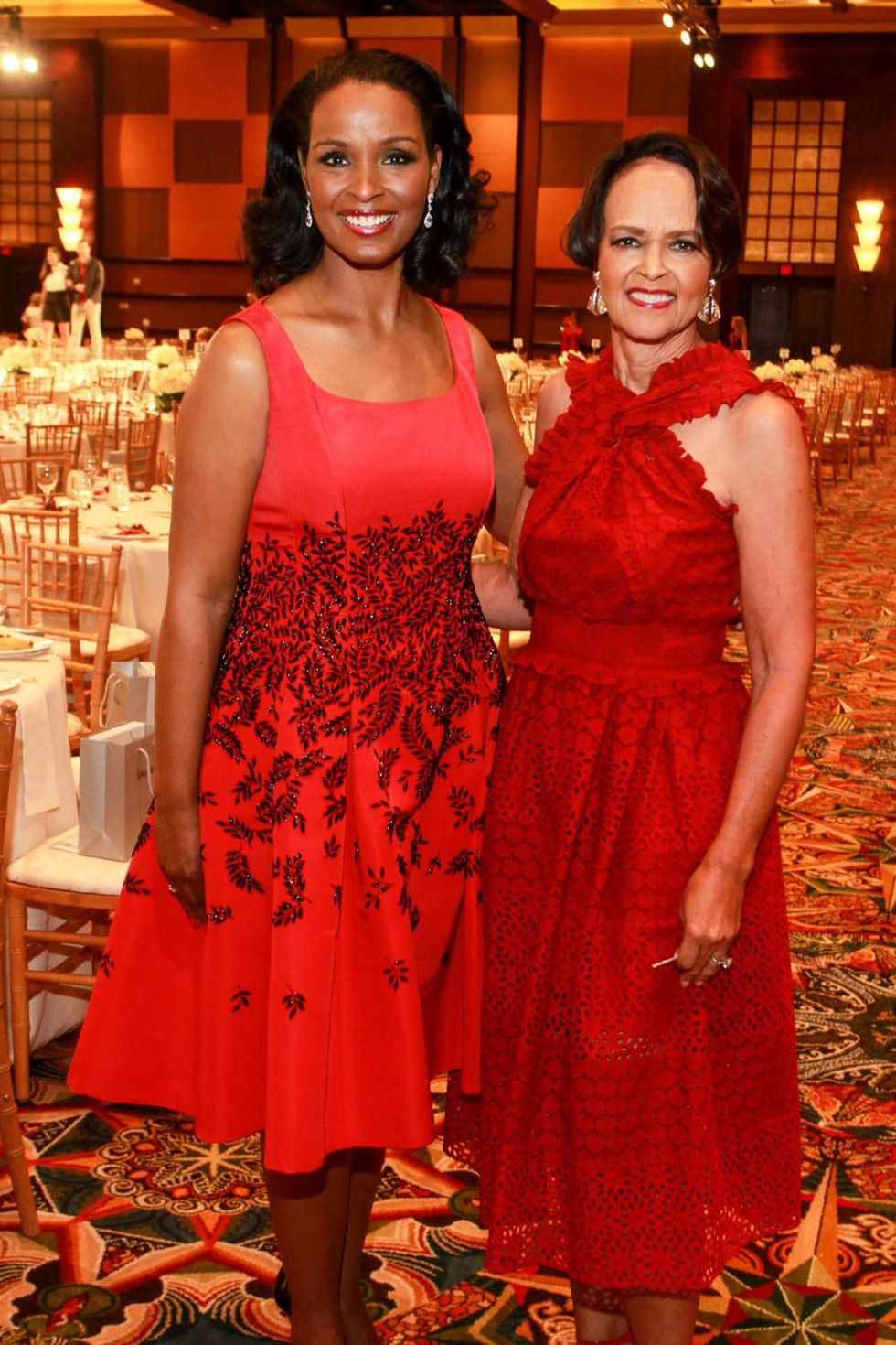 Best Dressed Luncheon, March 2016, Winell Herron, Gayla Gardner