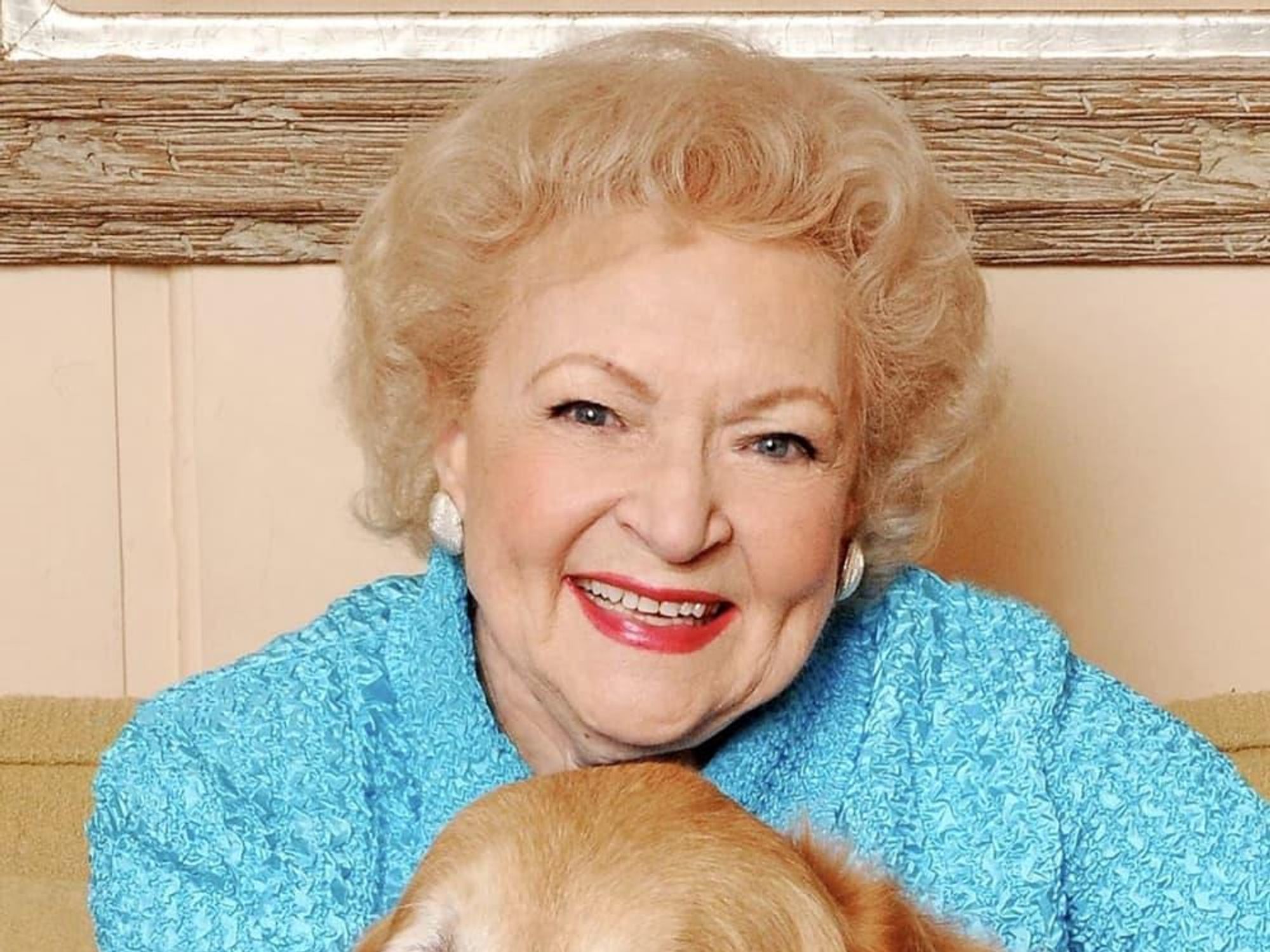 Betty White with dog