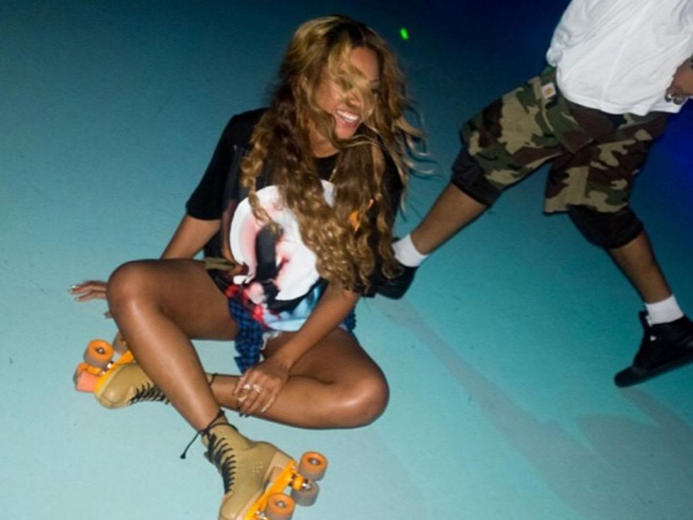 Beyonce at Houston skating rink July 2014