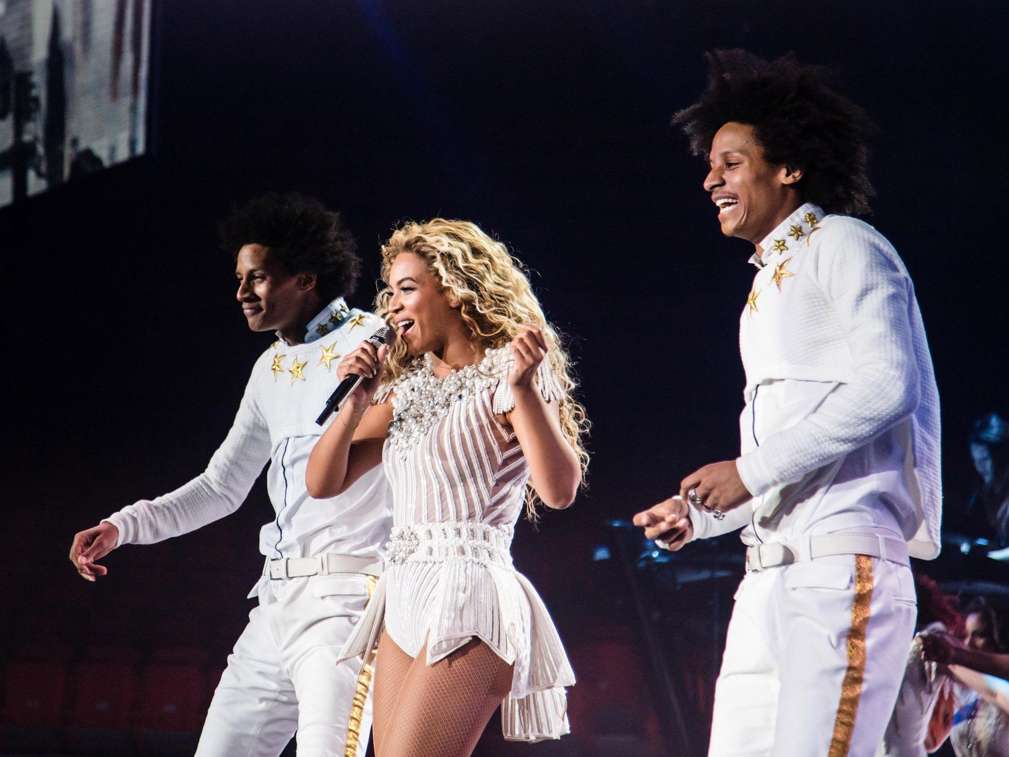 Beyonce concert white