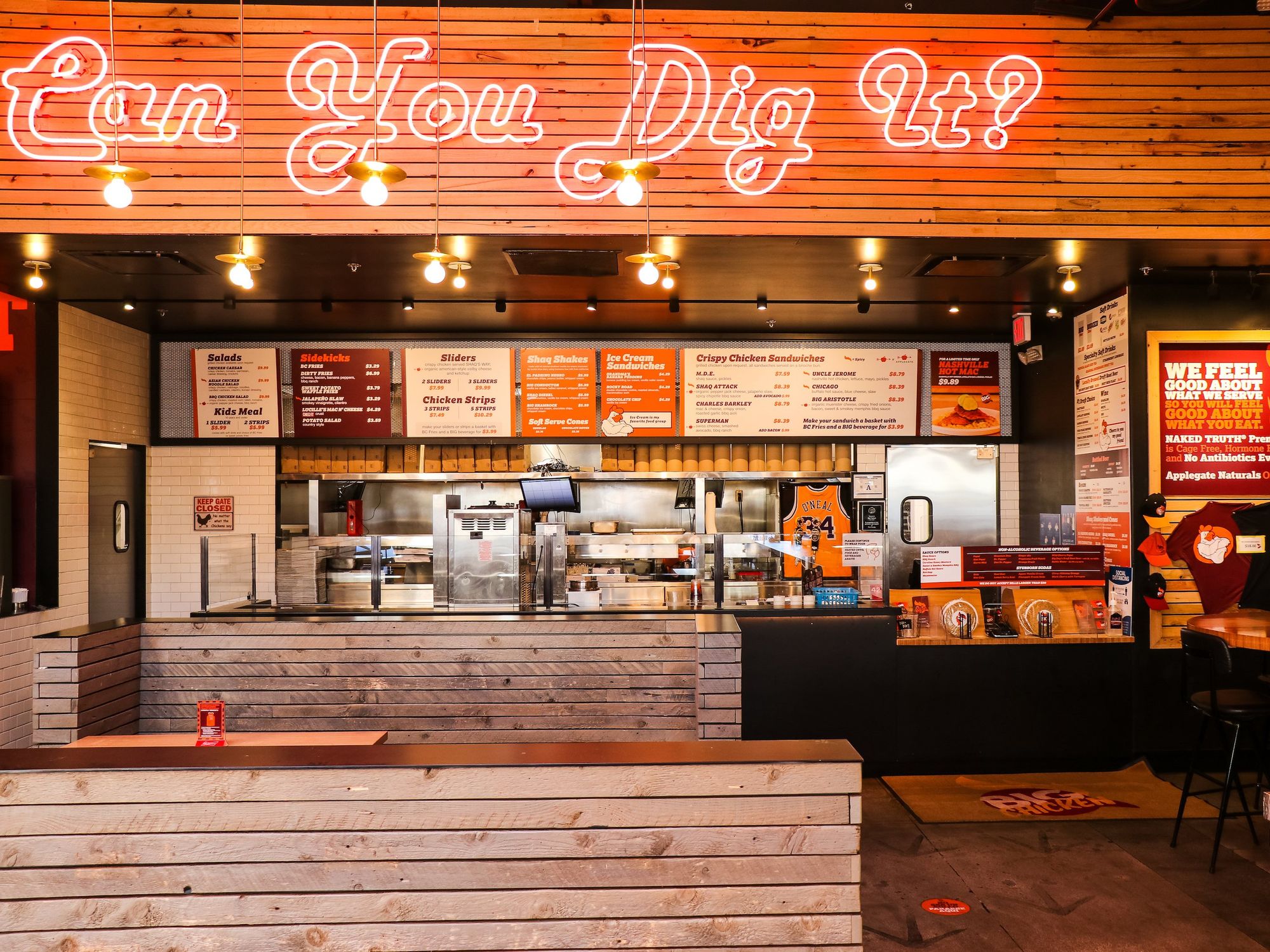 Big Chicken interior