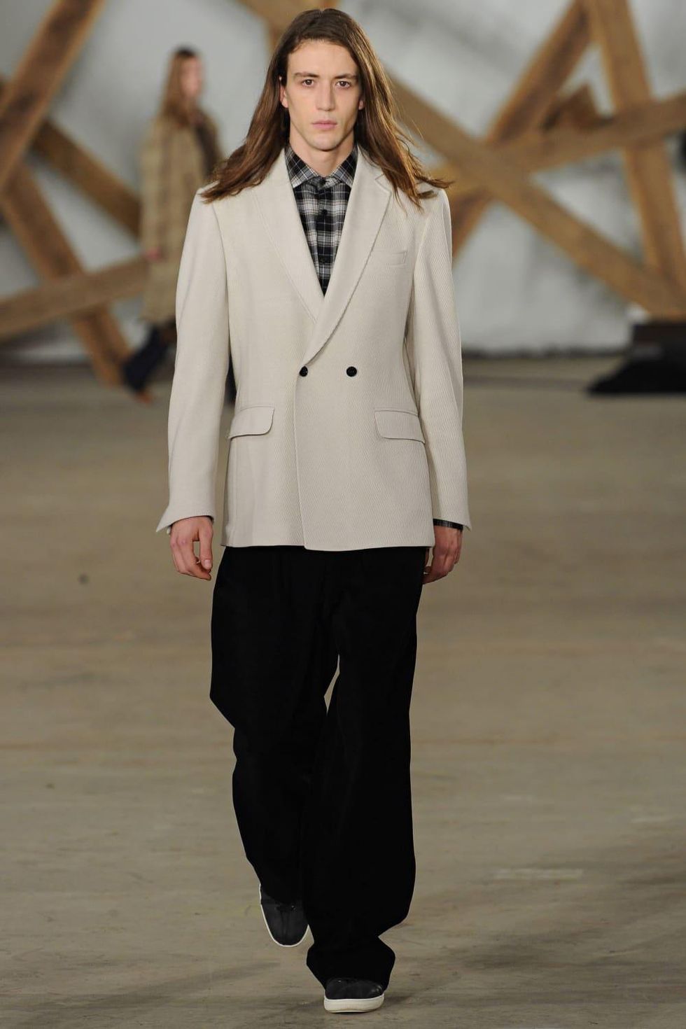 Billy Reid Look 24 fall 2016 collection