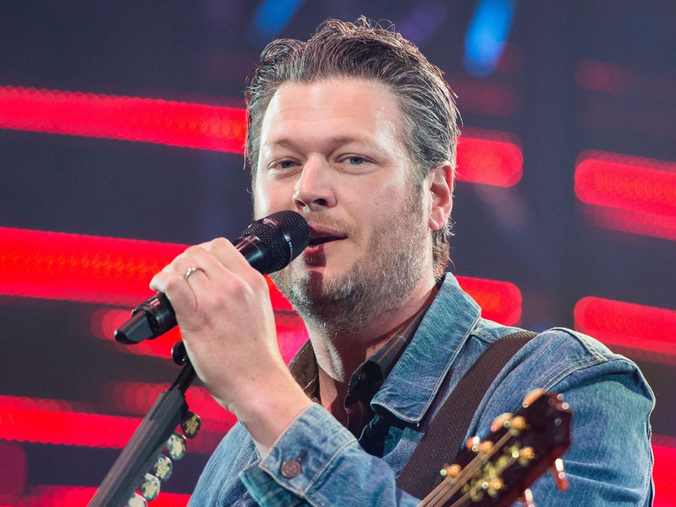 Blake Shelton at Houston Rodeo March 2015