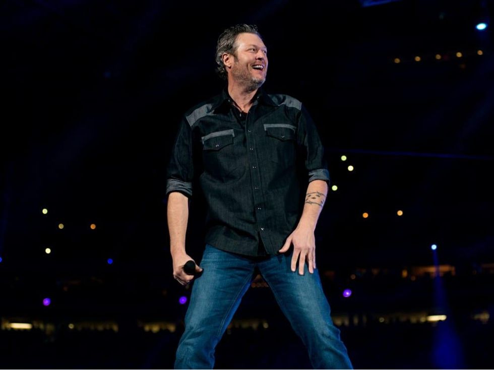 Blake Shelton big smile