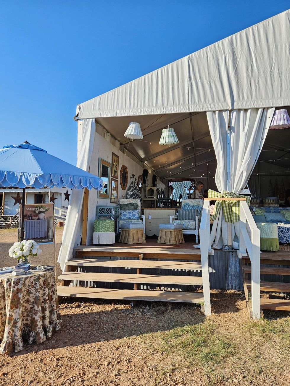 Blue Hills Round Top