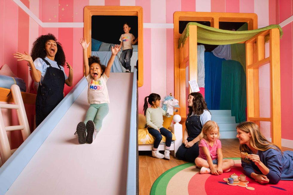 bluey and bingo's bedroom at camp in houston