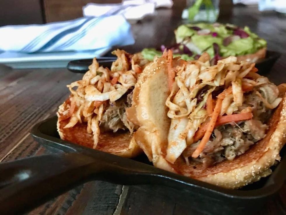 Bosscat Kitchen Pig Pickin tacos