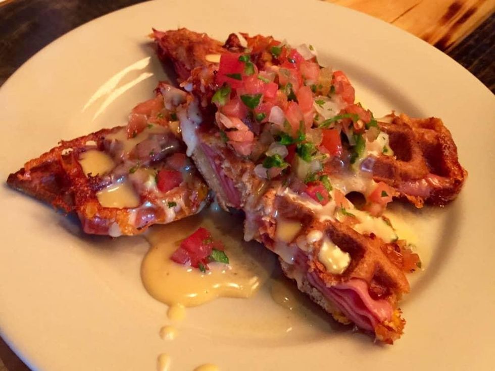 Bovine & Barley brunch Croisssaffle