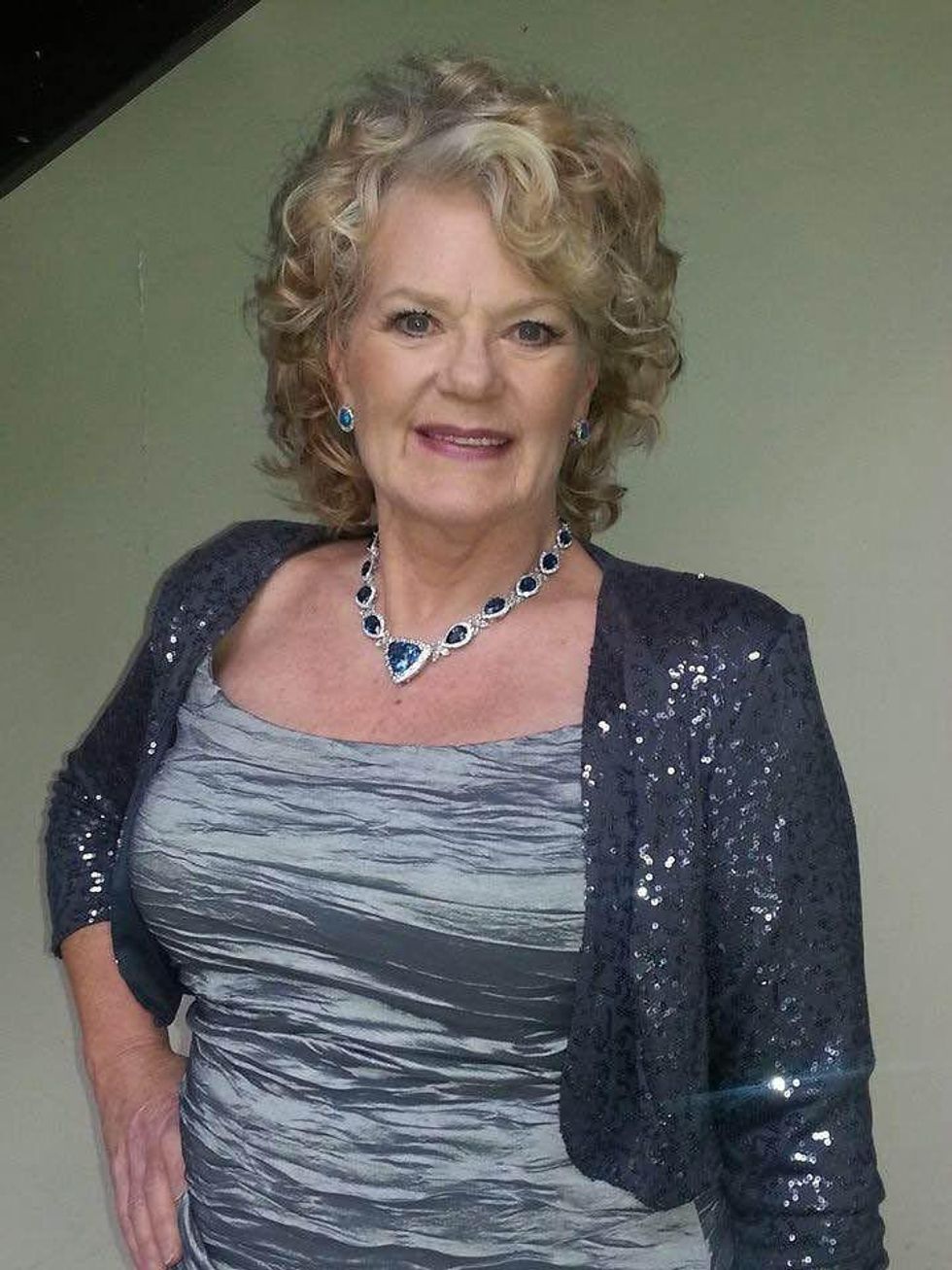 Boyhood's Libby Villari wearing John Ford earrings on the Oscar red carpet