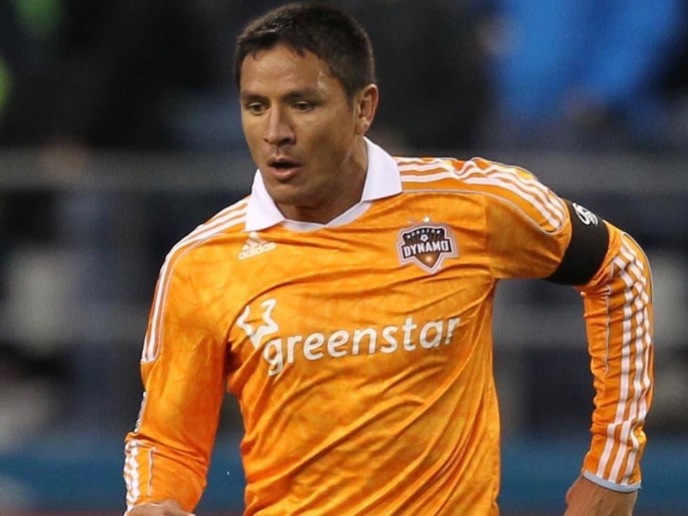 Brian Ching Pitch 25