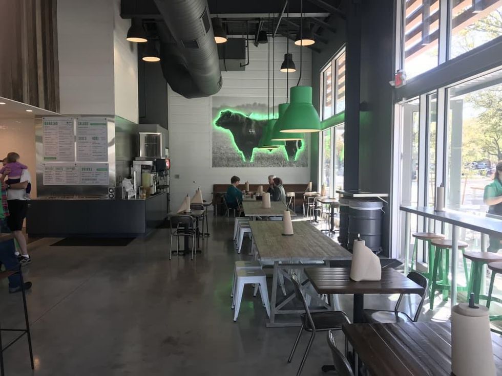 BuffBurger Montrose interior