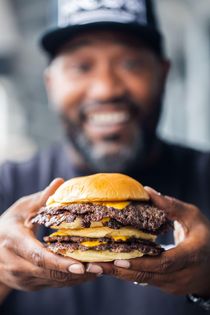 How Bun B and Trill Burgers Won Best Burger in America Honors on <em>Good  Morning America</em> — A National Moment For Houston Food