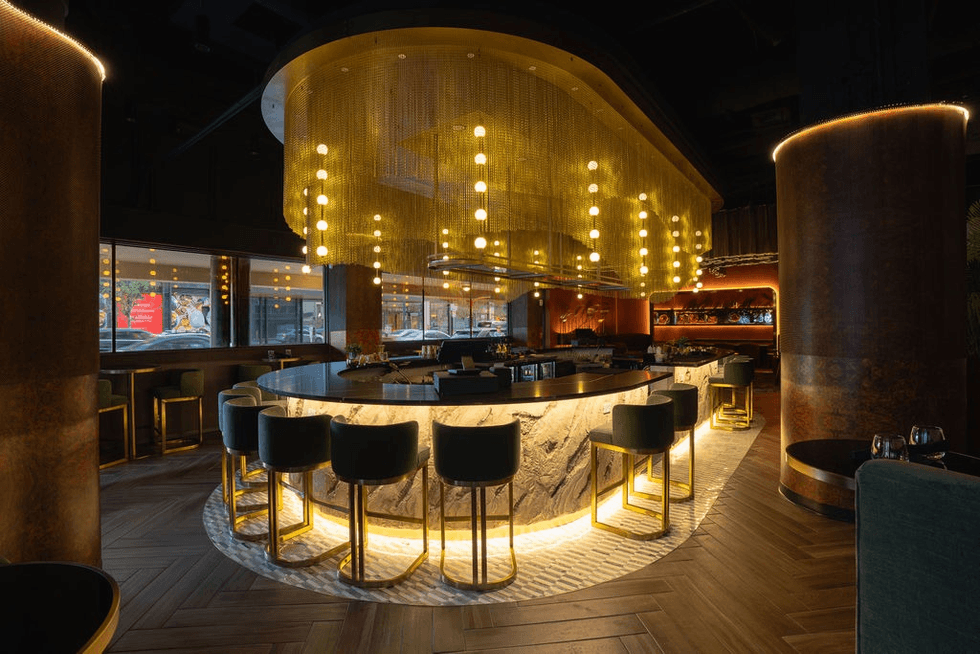 Bungalow Dining Bar