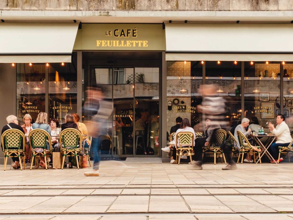 Cafe Feuillette exterior