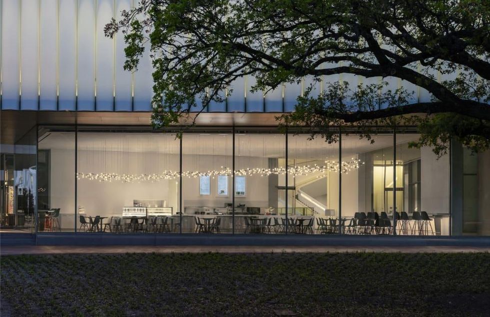 Cafe Leonelli Museum of Fine Arts Houston exterior