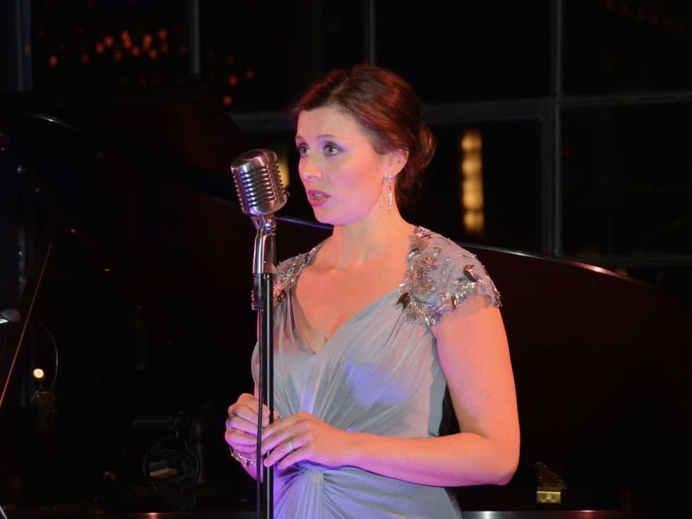 Callie Denbigh performs at the 2017 Da Camera Gala