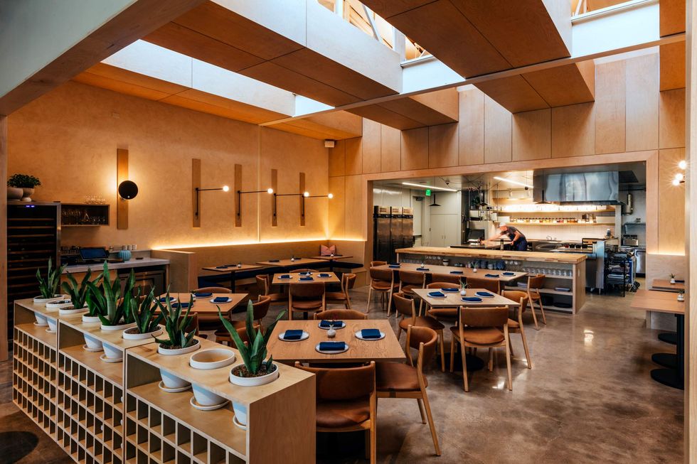 Camaraderie restaurant interior