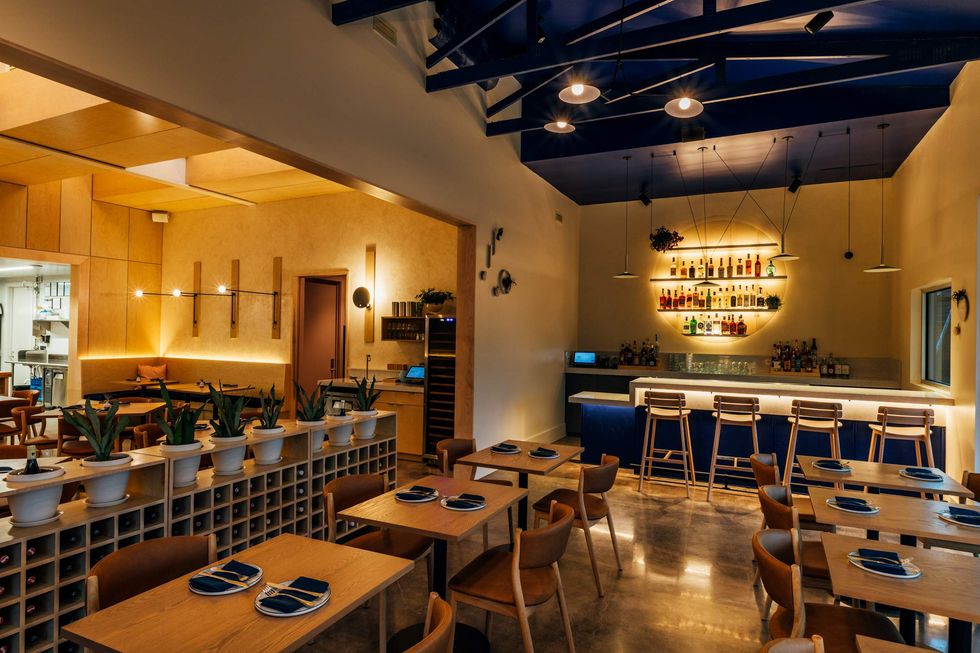 Camaraderie restaurant interior