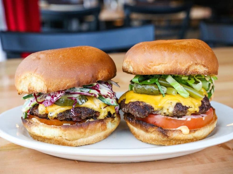 Cane Rosso burger night