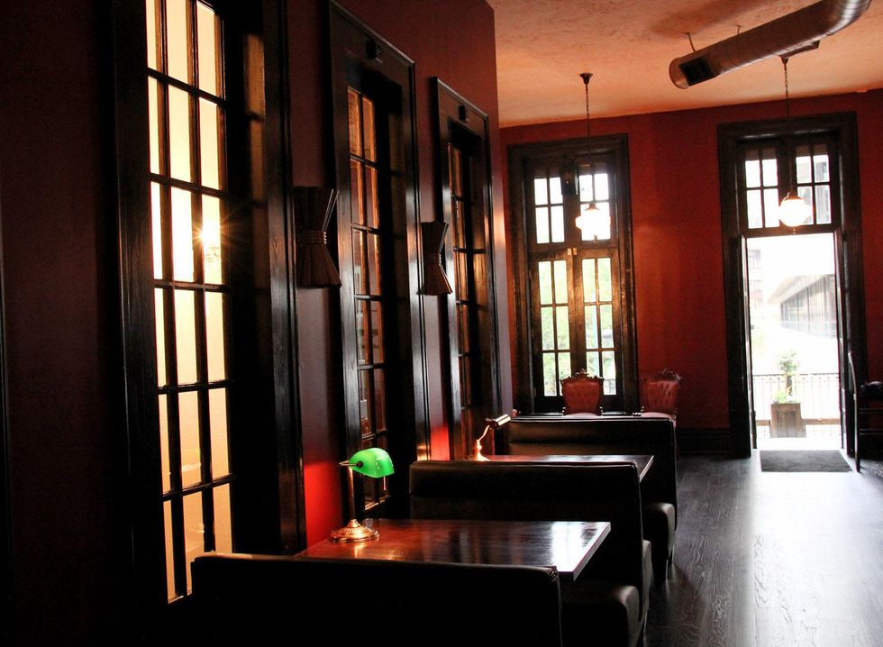 Capt. Foxheart's Bad News Bar & Spirit Lodge, April 2013, tables, booths