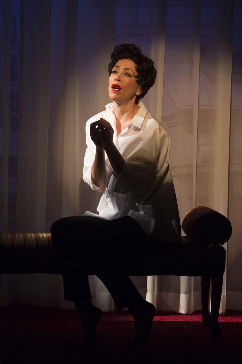 Carolyn Johnson as Judy Garland in Stages End of the Rainbow