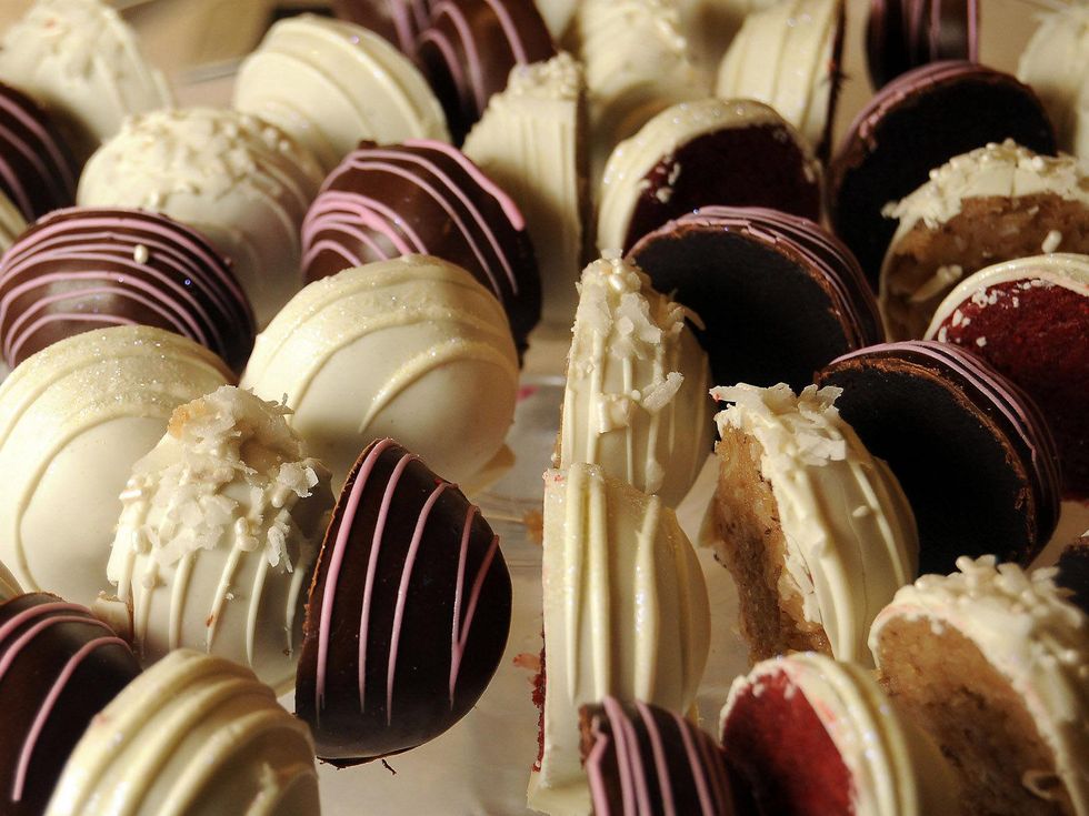 Casa de Novia grand opening, March 2013, chocolates