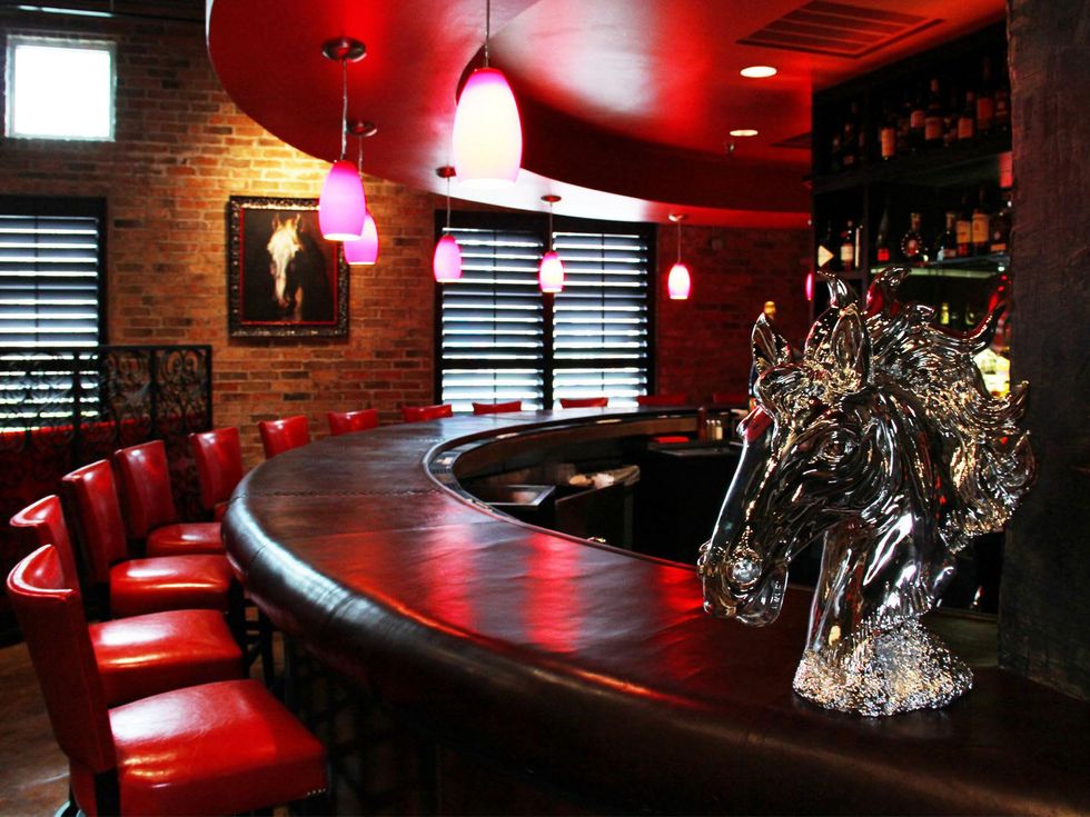 Casa del Caballo, Bar