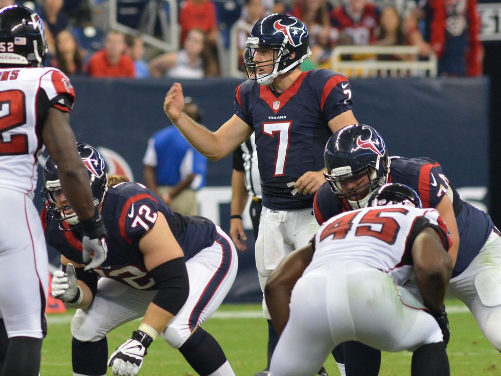 Case Keenum Texans Falcons fingers