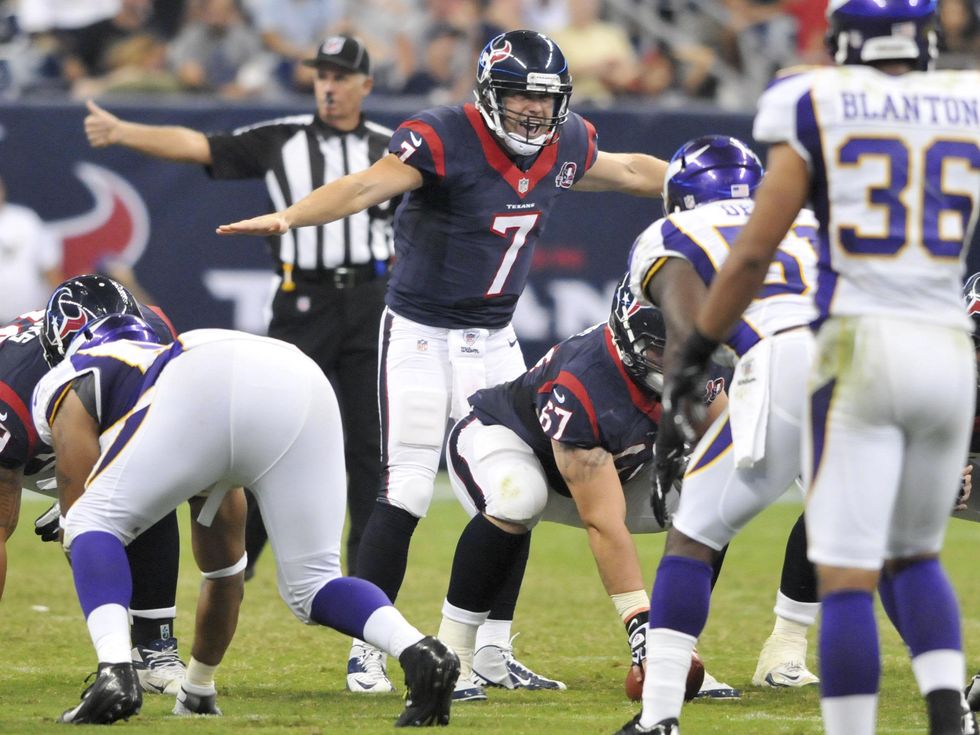 Case Keenum rediscovers his command UH star to challenge T.J. Yates