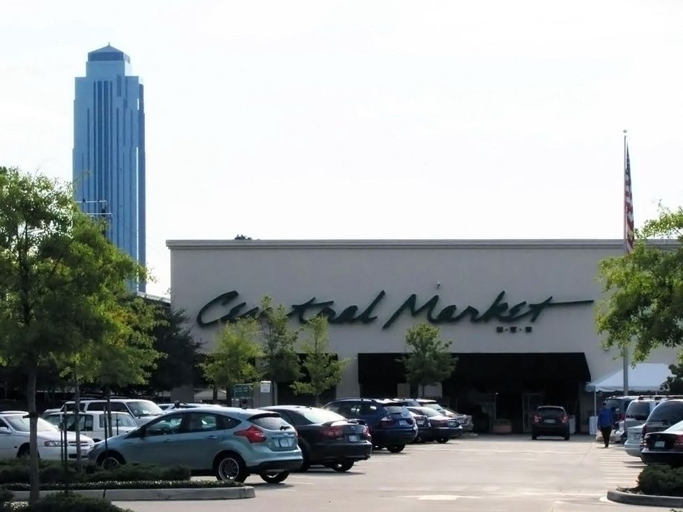 Central Market on Westheimer with cars in parking lot