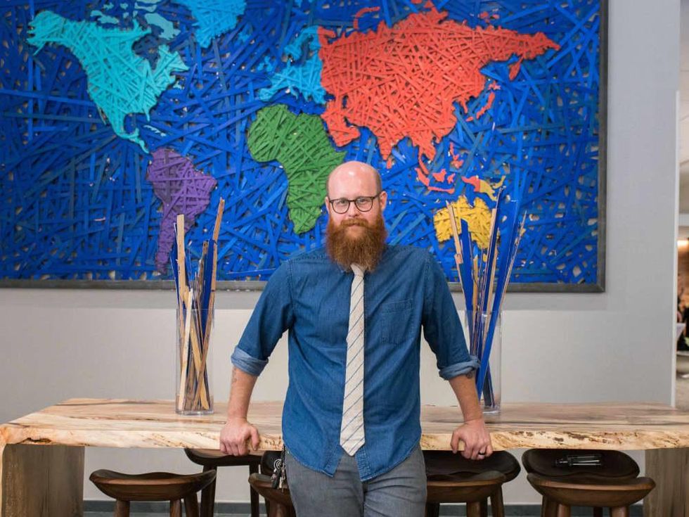 Centurion Lounge, Patrick Renner 2, June 2016