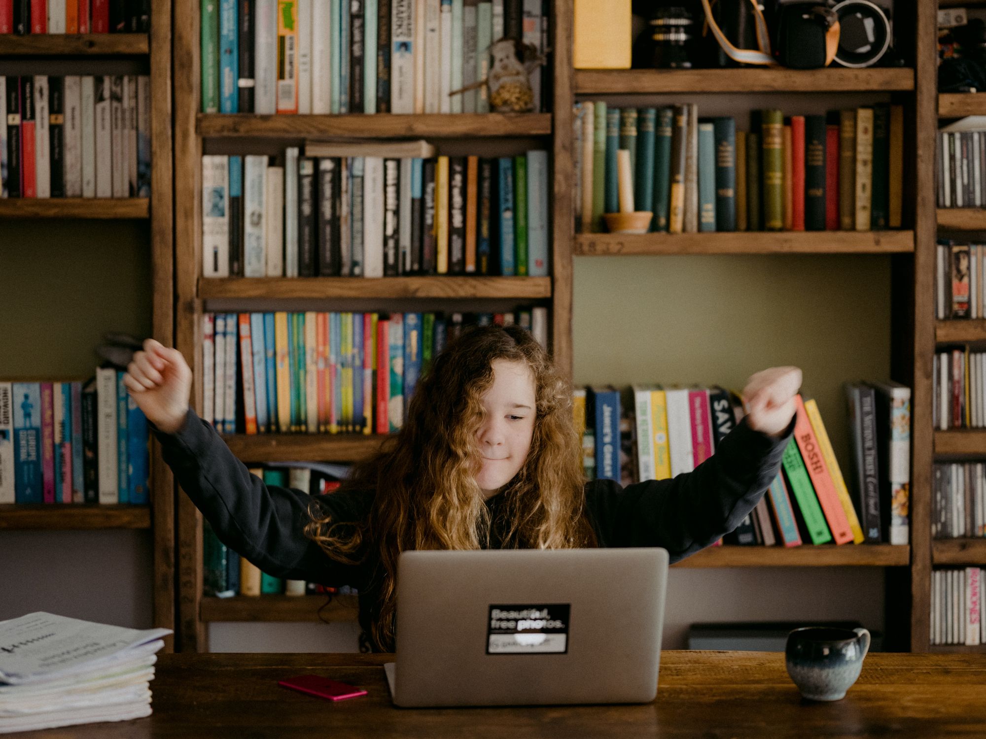child laptop studying
