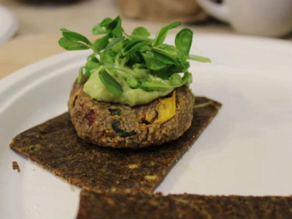 chipotle burger, deer lake lodge