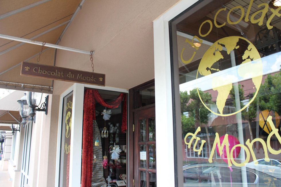 Chocolat du Monde, Exterior Sign, June 2012