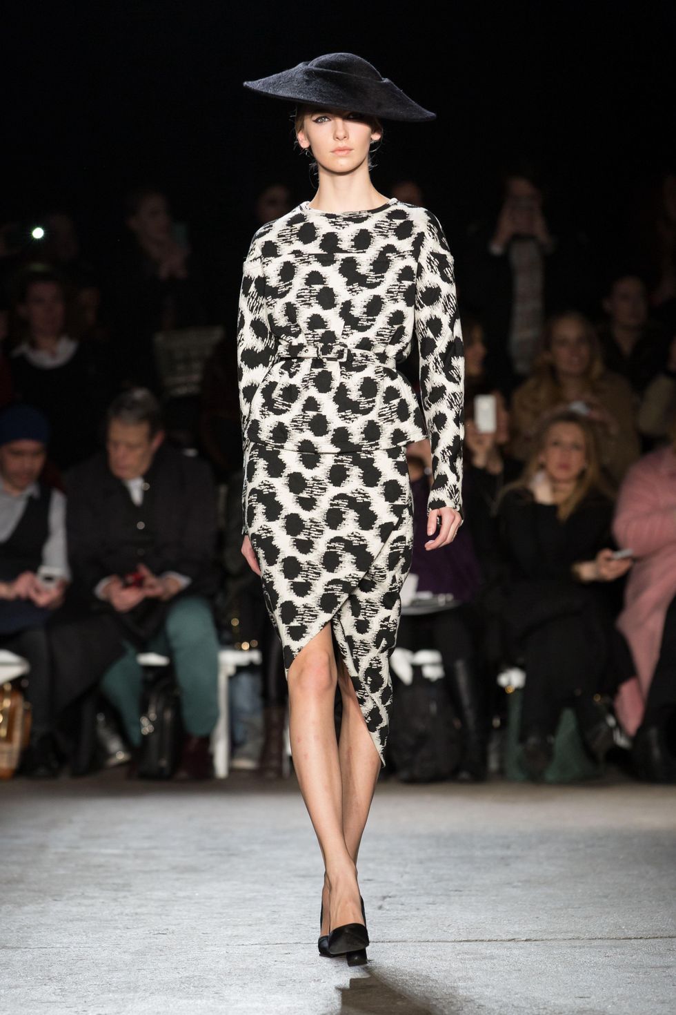 Christian Siriano fall collection look 5