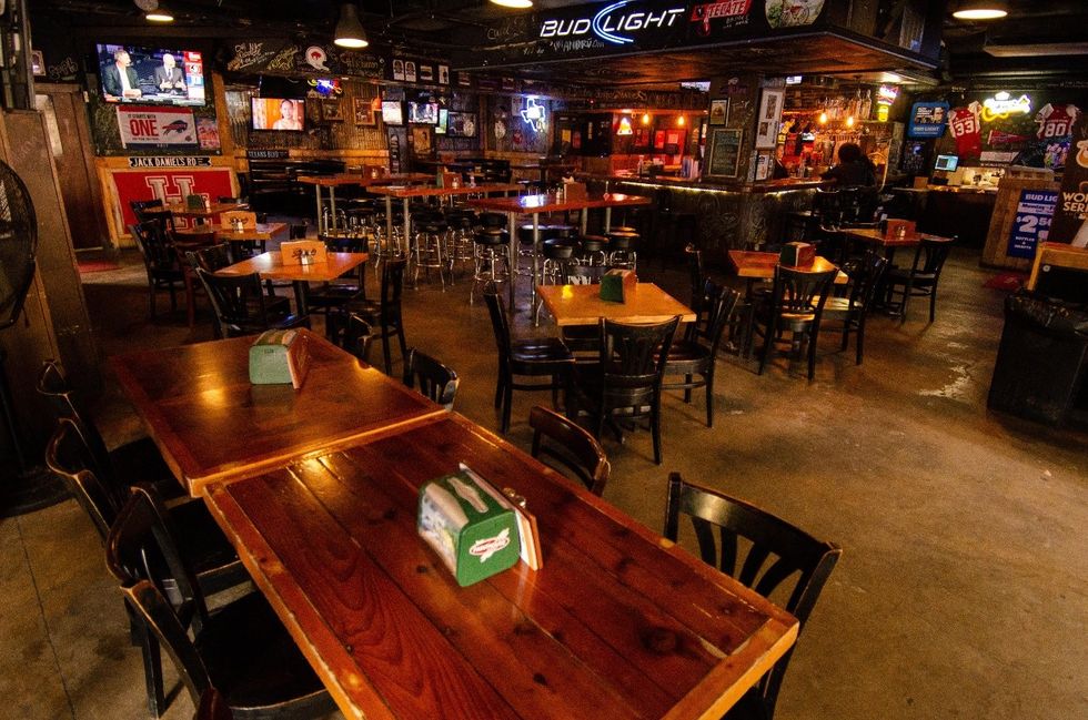 Christians Tailgate Bar & Grill Heights