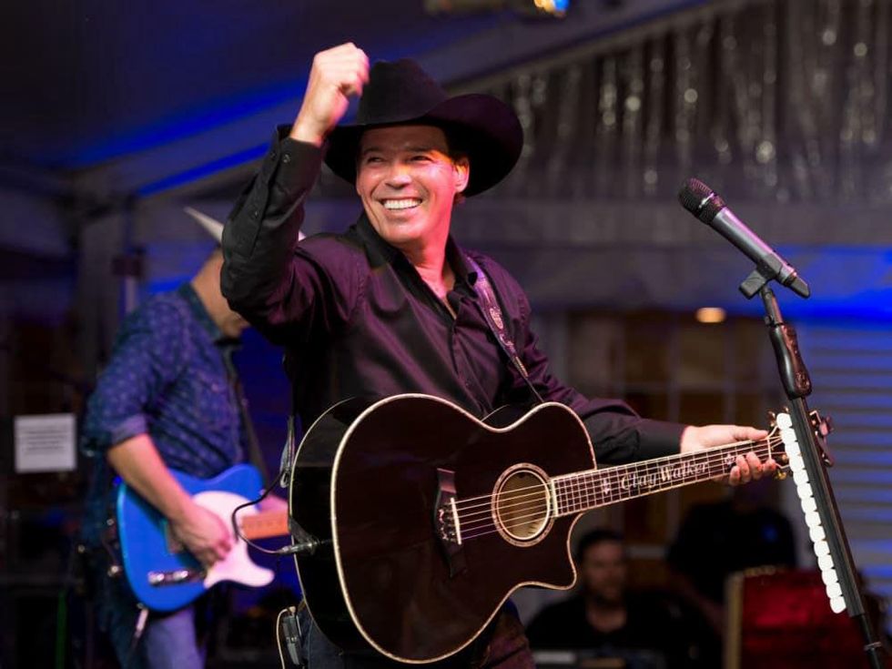 Clay Walker performing at UTHealthLIVE! April 2015