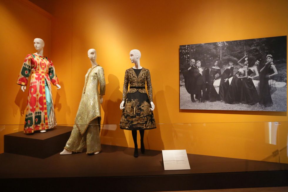 Clinton Foundation Oscar de la Renta Lynn Wyatt pantsuit