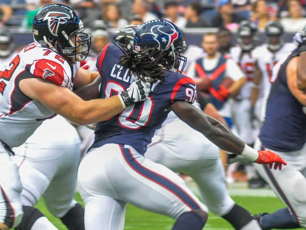 Clowney Texans Falcons blow by