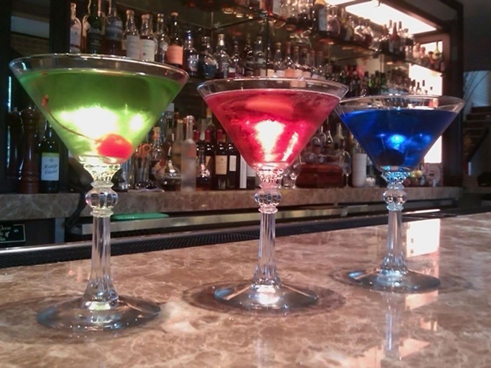 cocktails on the bar at Brennan's of Houston