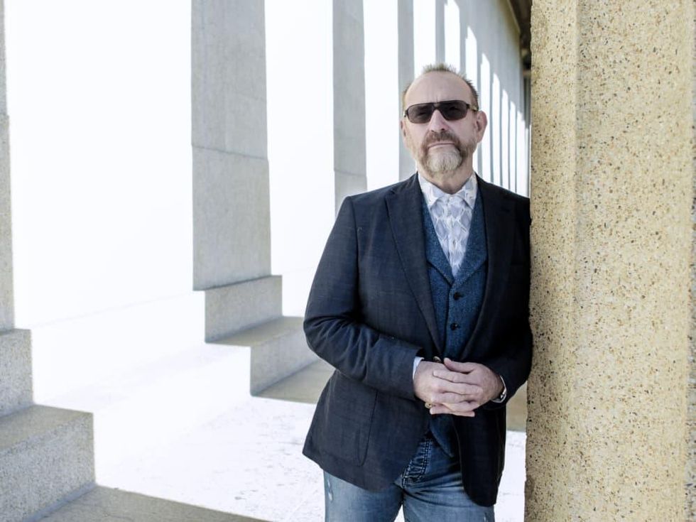 Colin Hay, musician